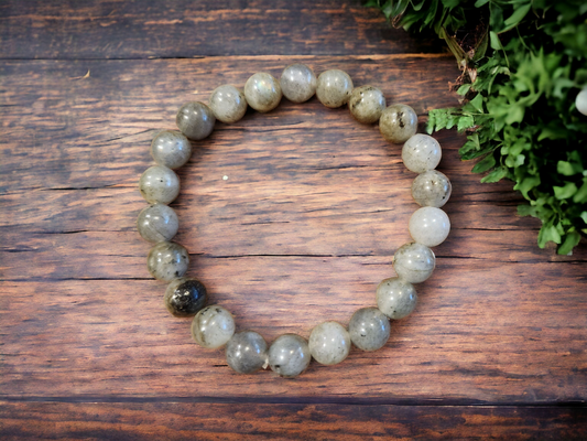 Labradorite Stretch Bracelet for intuition & hope