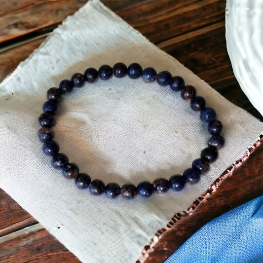 Lapis Lazuli Stretch Bracelet for intuition & awareness