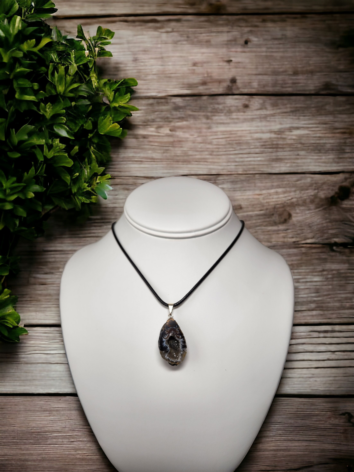 Tabasco Druzy Geode for inner stability & composure (More options available)